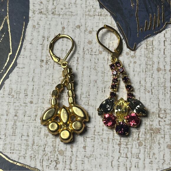 Vintage Elegant Gold and Pink Rhinestone Crystal Dangle Earrings D2 - Picture 3 of 8